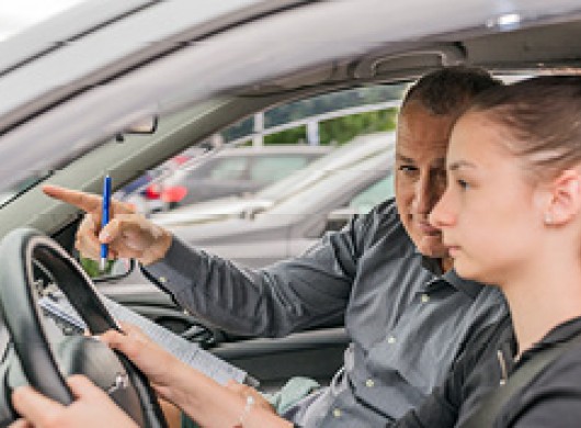 Obtenir son permis de conduire B ? Les réformes dans les 3 régions